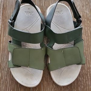 Zara boy sandals